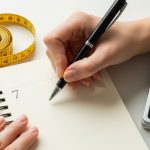 Похудение женщин 50+ – это не просто борьба с лишним весом, это комплексный подход, включающий кардиотренировки, силовые упражнения, упражнения на гибкость и психологическую поддержку weight-885.jpeg